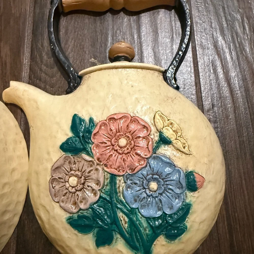 Vintage Yellow Wall Decor with Floral and Fruit Design plastic material